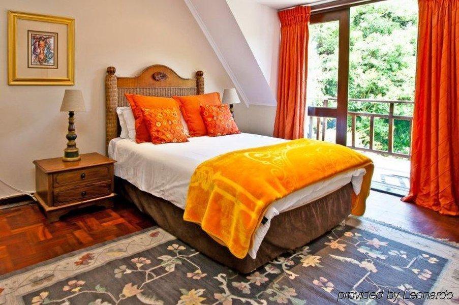 No66 Sandton Lodge Йоханесбург Стая снимка