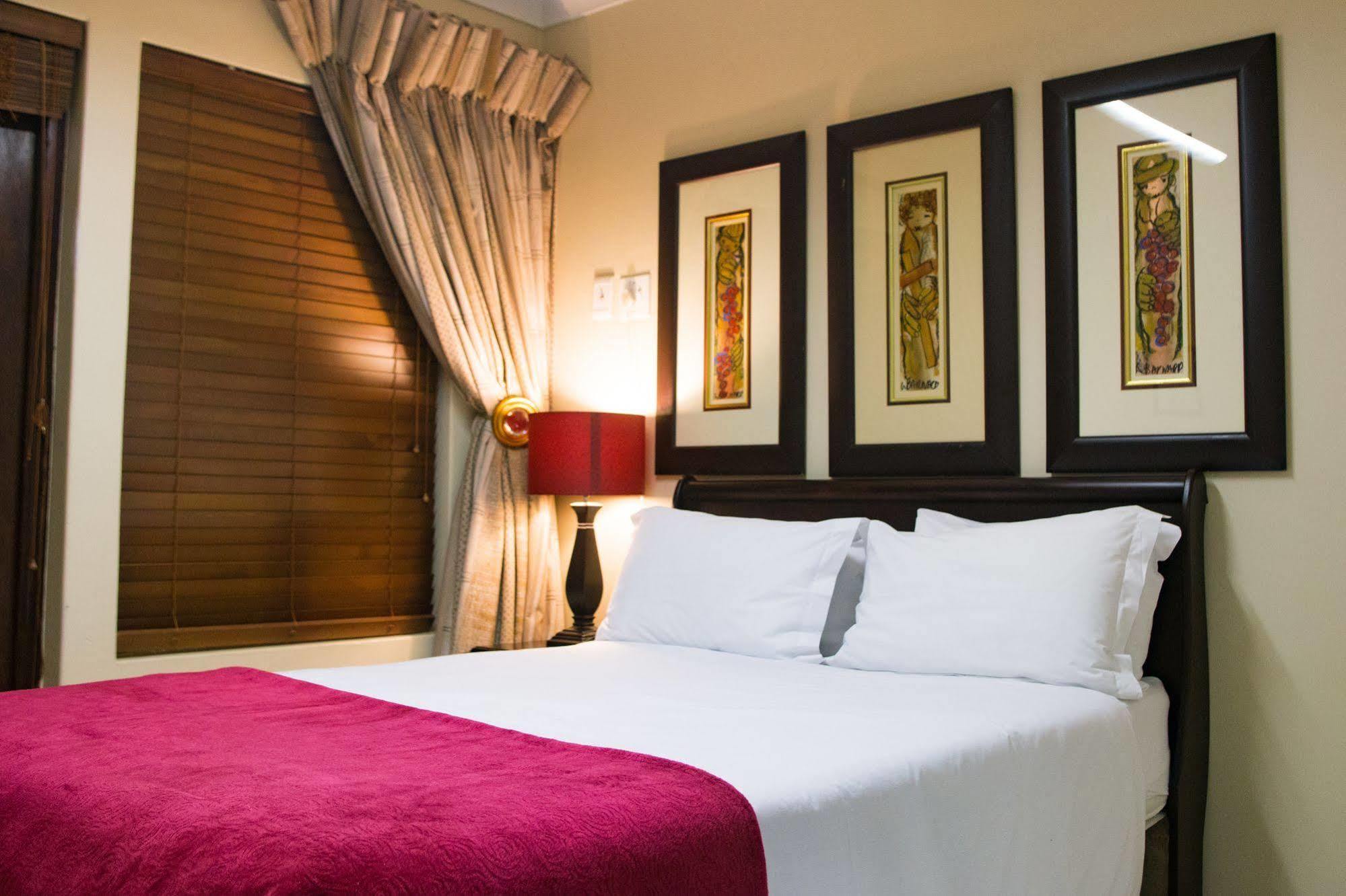 No66 Sandton Lodge Йоханесбург Екстериор снимка