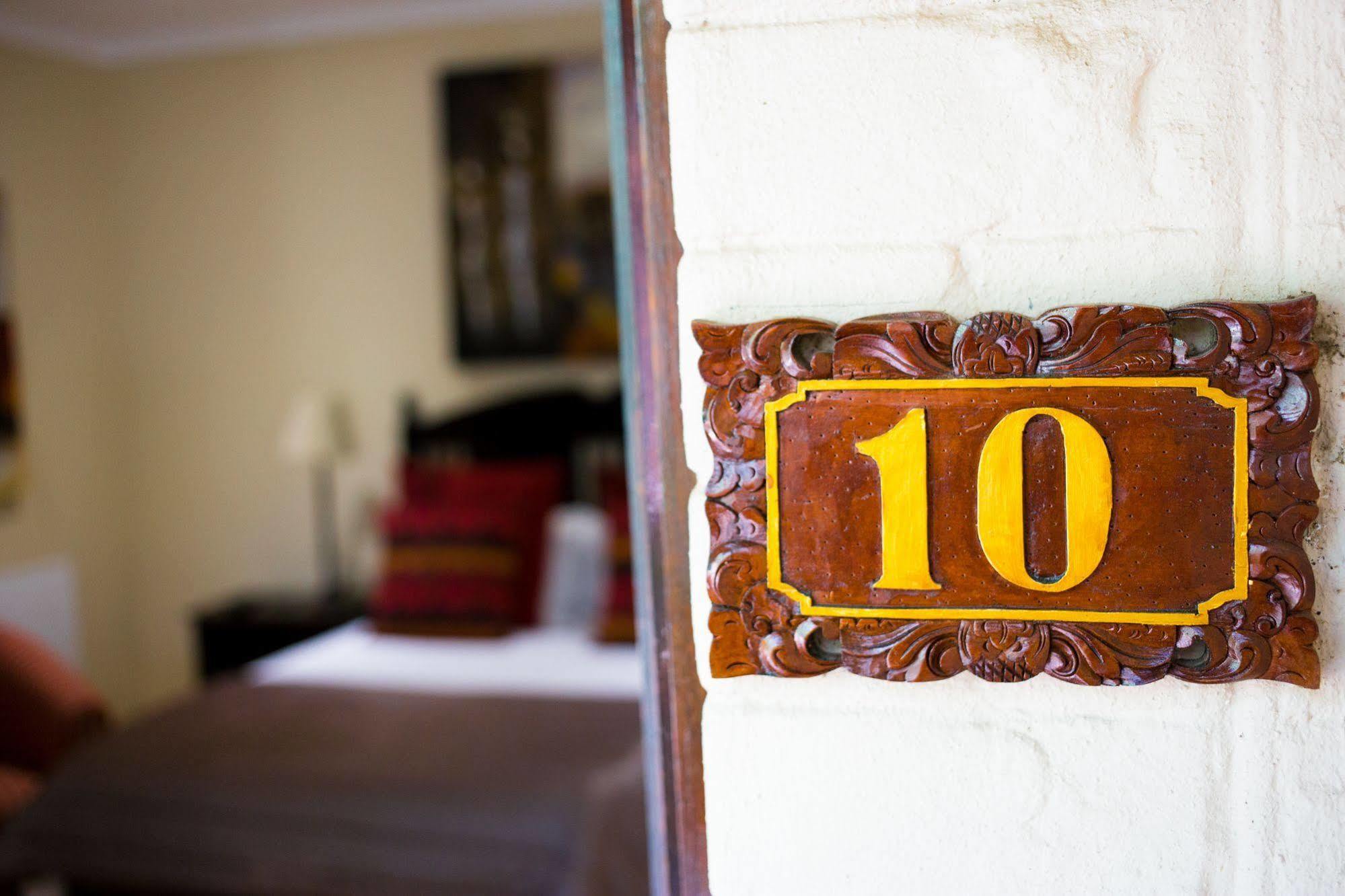 No66 Sandton Lodge Йоханесбург Екстериор снимка