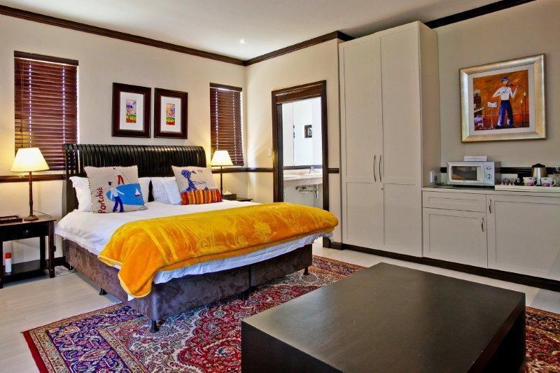 No66 Sandton Lodge Йоханесбург Стая снимка