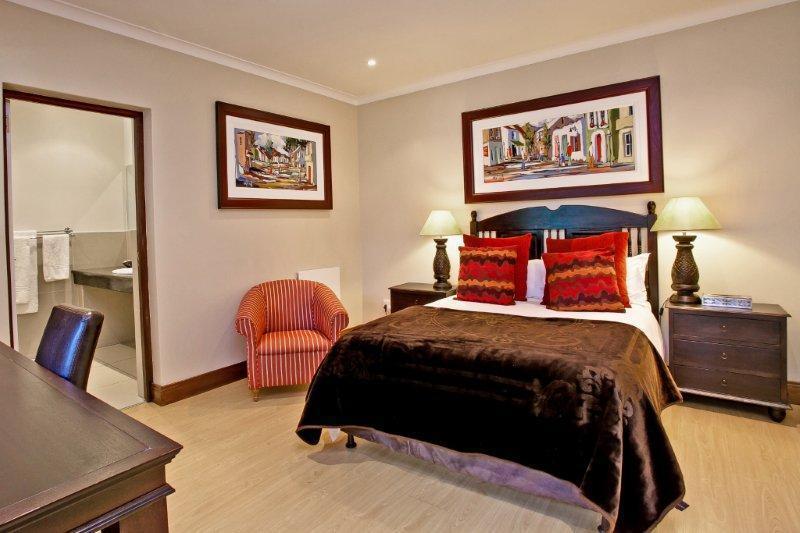 No66 Sandton Lodge Йоханесбург Стая снимка